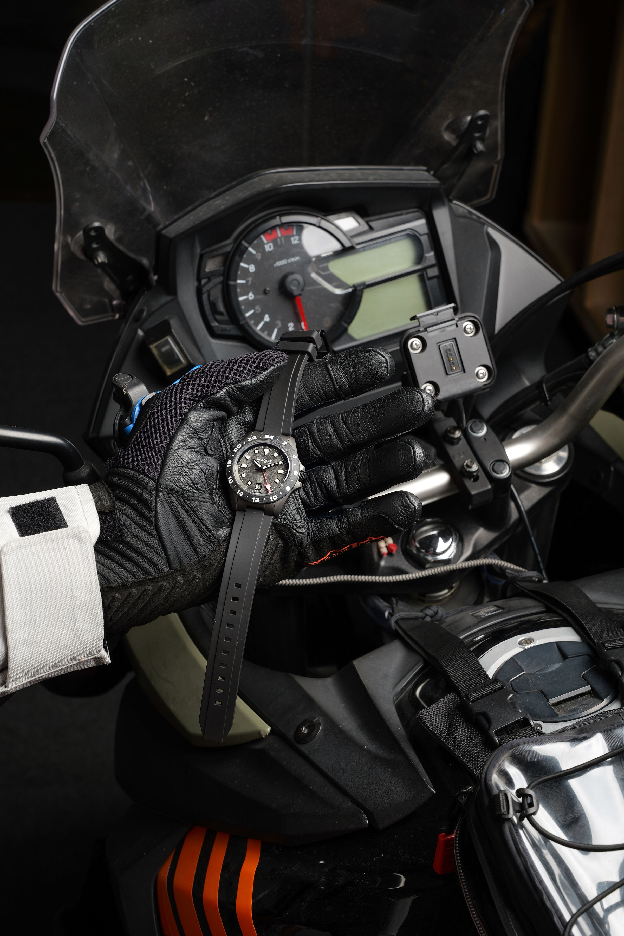 Watch and knife photography sample 04 by YB Visuals